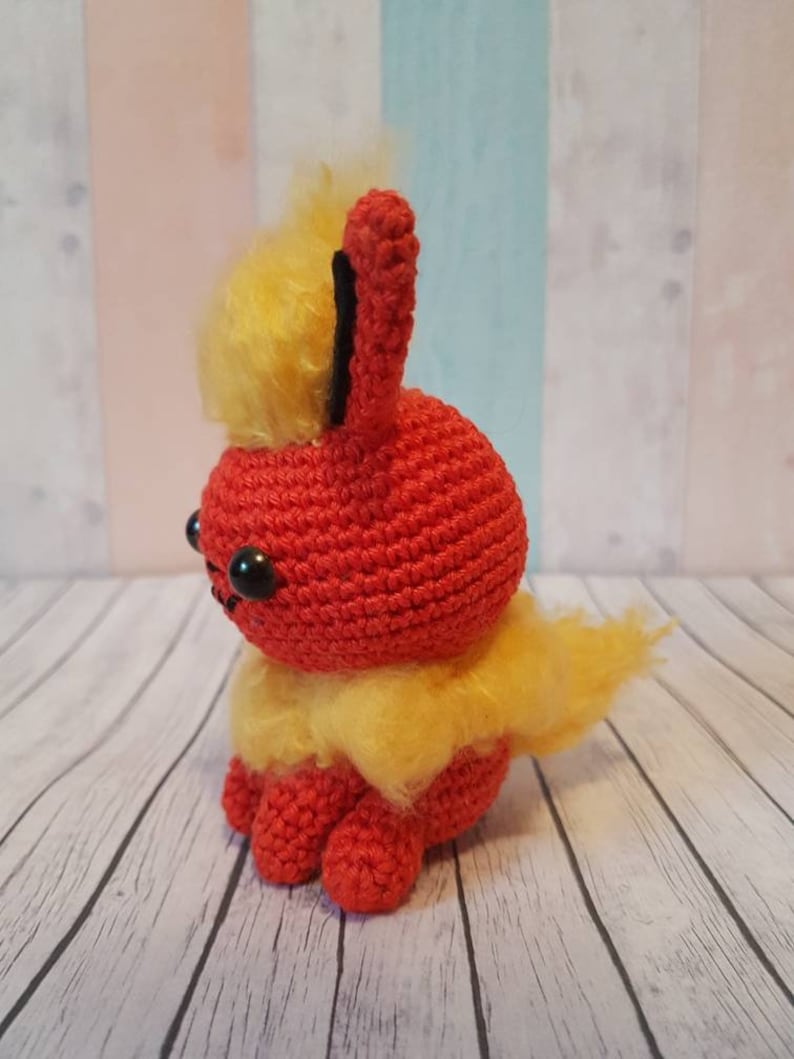 Amigurumi Pokemon Flareon - UnicateArt