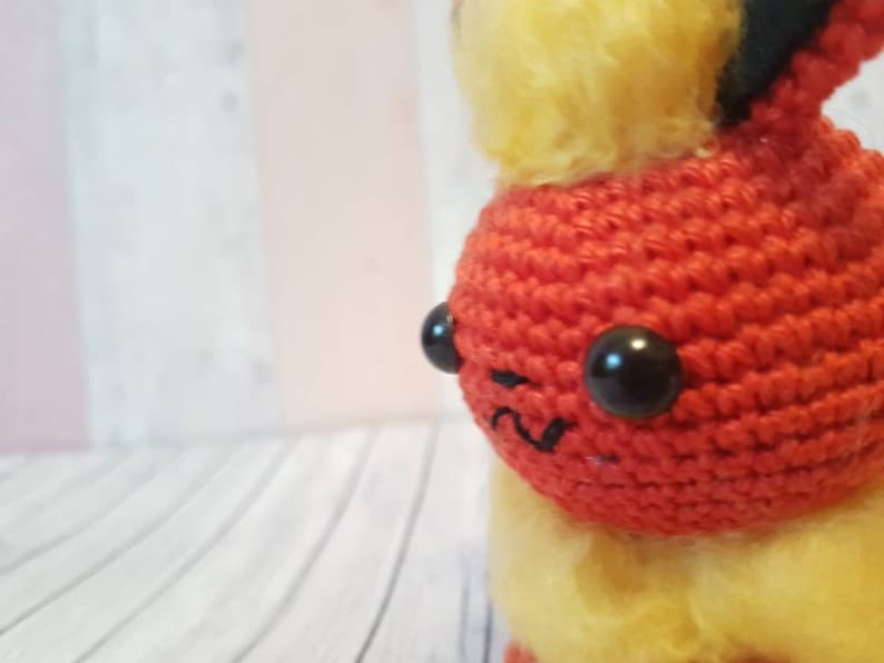 Amigurumi Pokemon Flareon - UnicateArt