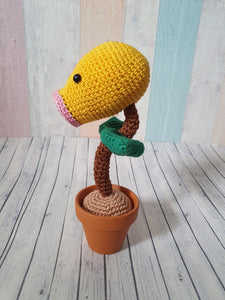 Amigurumi Pokemon Bellsprout with tiny Pot - UnicateArt