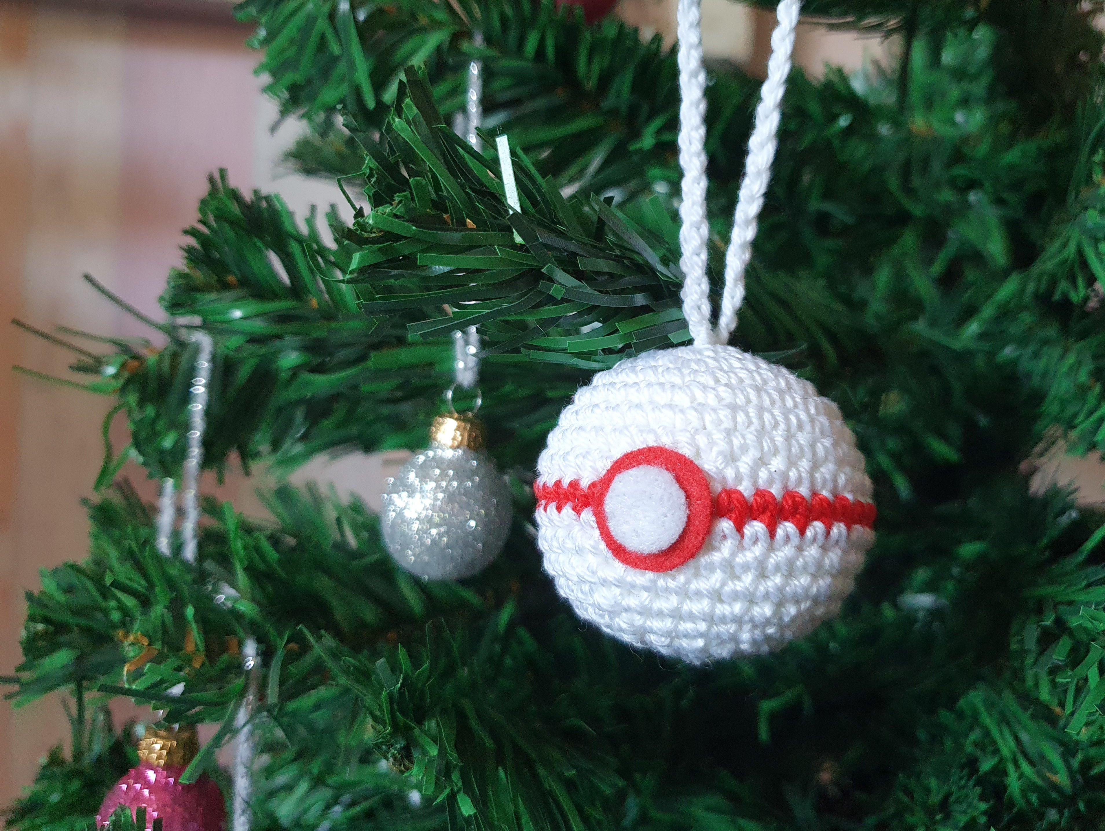 Christmas Tree Ornament Pokeball Premierball