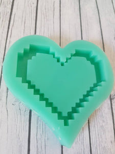 Silicone Mold Heart 8 Bit Pixelart Shaker - UnicateArt